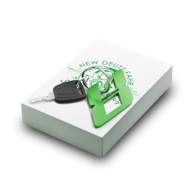 Zdjęcie Nowy brelok NEW DEUTZ-FAHR Seria 8 marki GFG Style