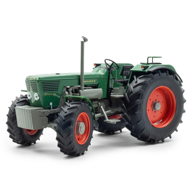Zdjęcie Model DEUTZ D 130 06 w skali 1:32